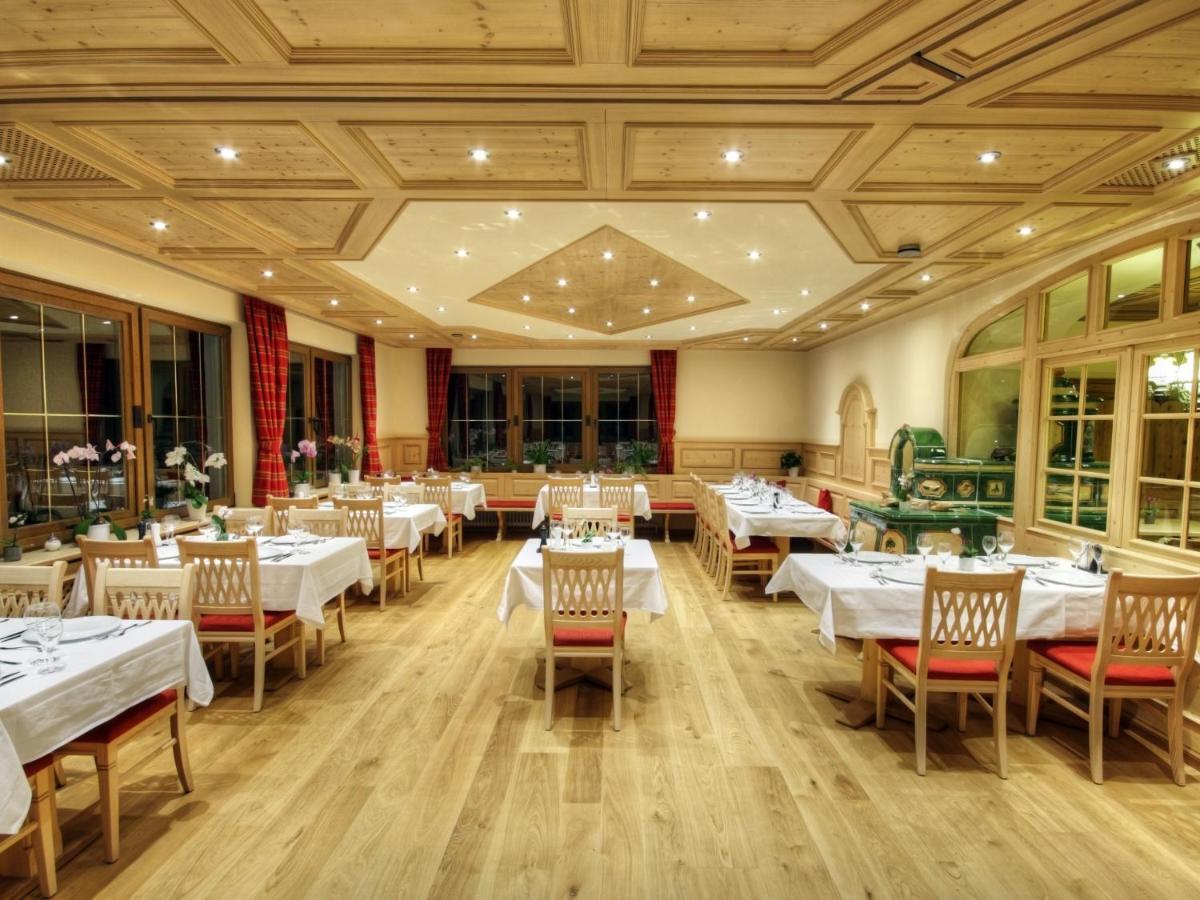 Hotel-Gasthof Neumuehle Kreenheinstetten Ngoại thất bức ảnh
