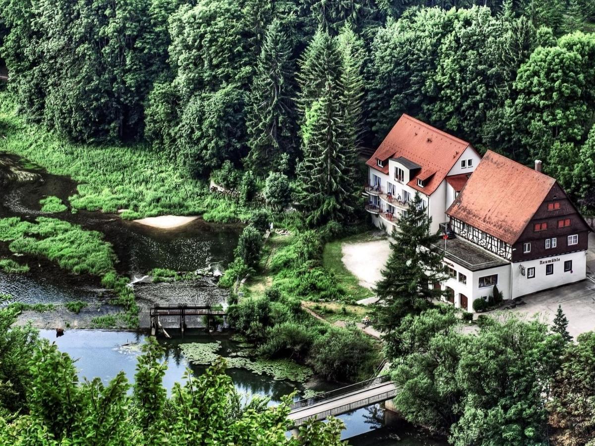 Hotel-Gasthof Neumuehle Kreenheinstetten Ngoại thất bức ảnh